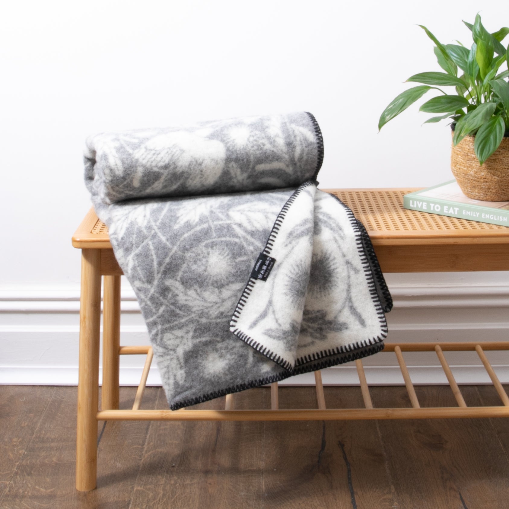 Soft Wool Bird Motif Throw 2 Colours