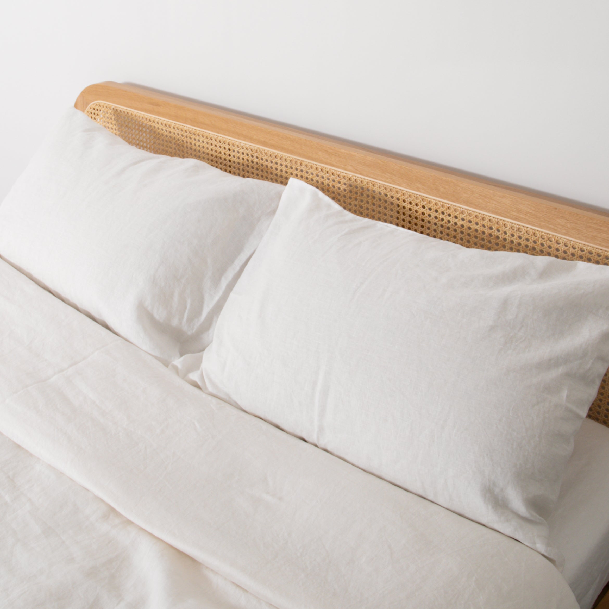 White 100% Linen Duvet Set
